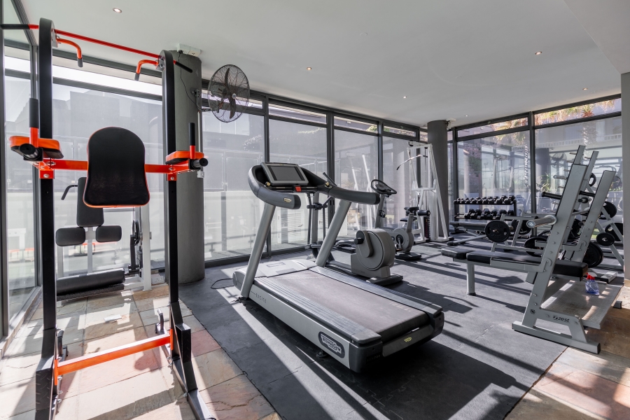 1 Bedroom Property for Sale in Bloubergstrand Western Cape